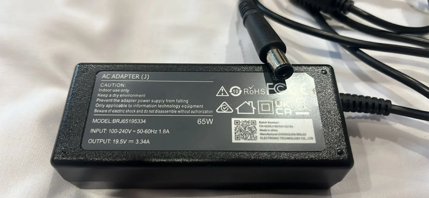 65W Laptop AC Adapter Charger - New in Box thumbnail