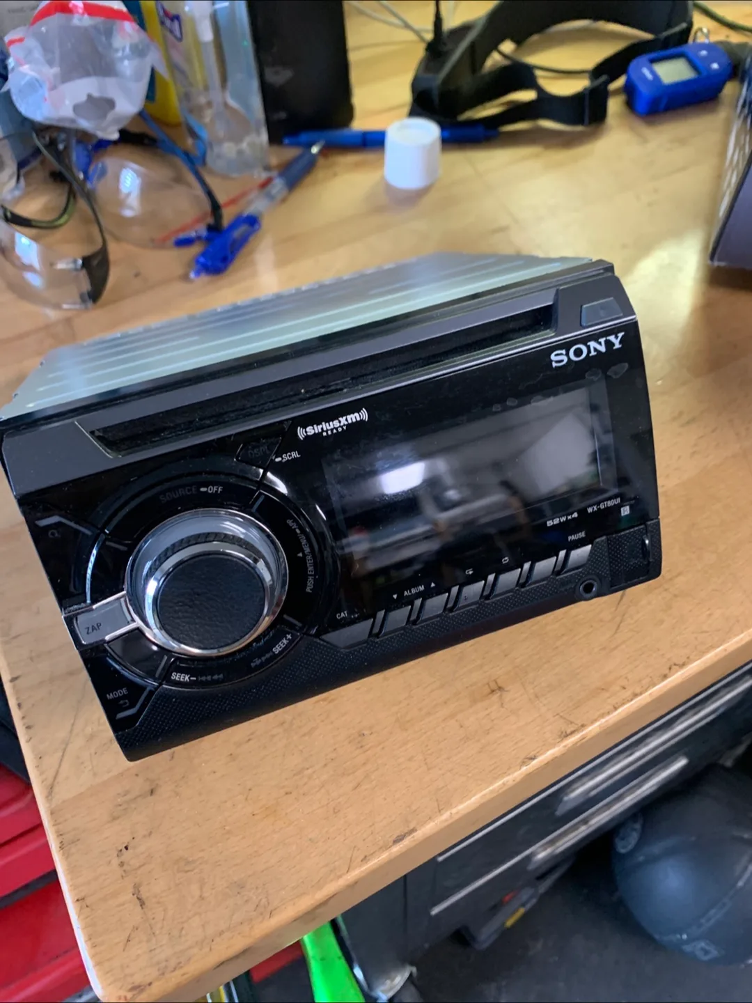 Sony WX-GT80UI FM/AM CD Disc Player thumbnail
