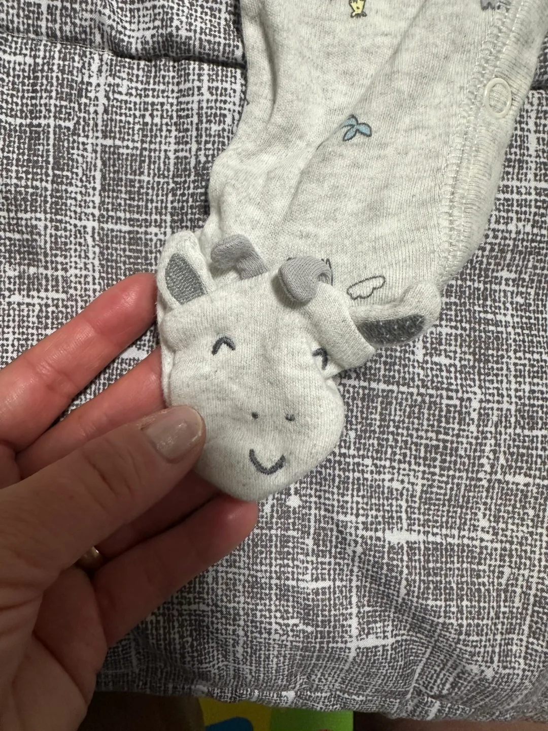 Carter's NB/3M Baby Onesies thumbnail