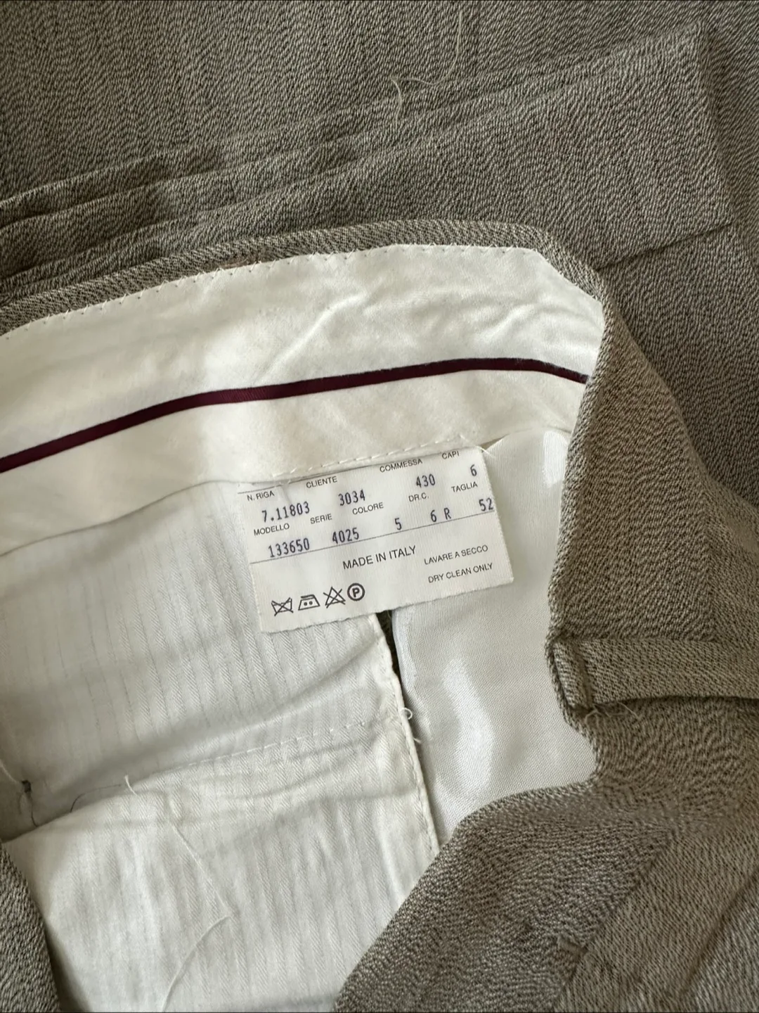 Giorgio Toronto Made in Italy Suit - Size L (Italian 52) image indicator(4)