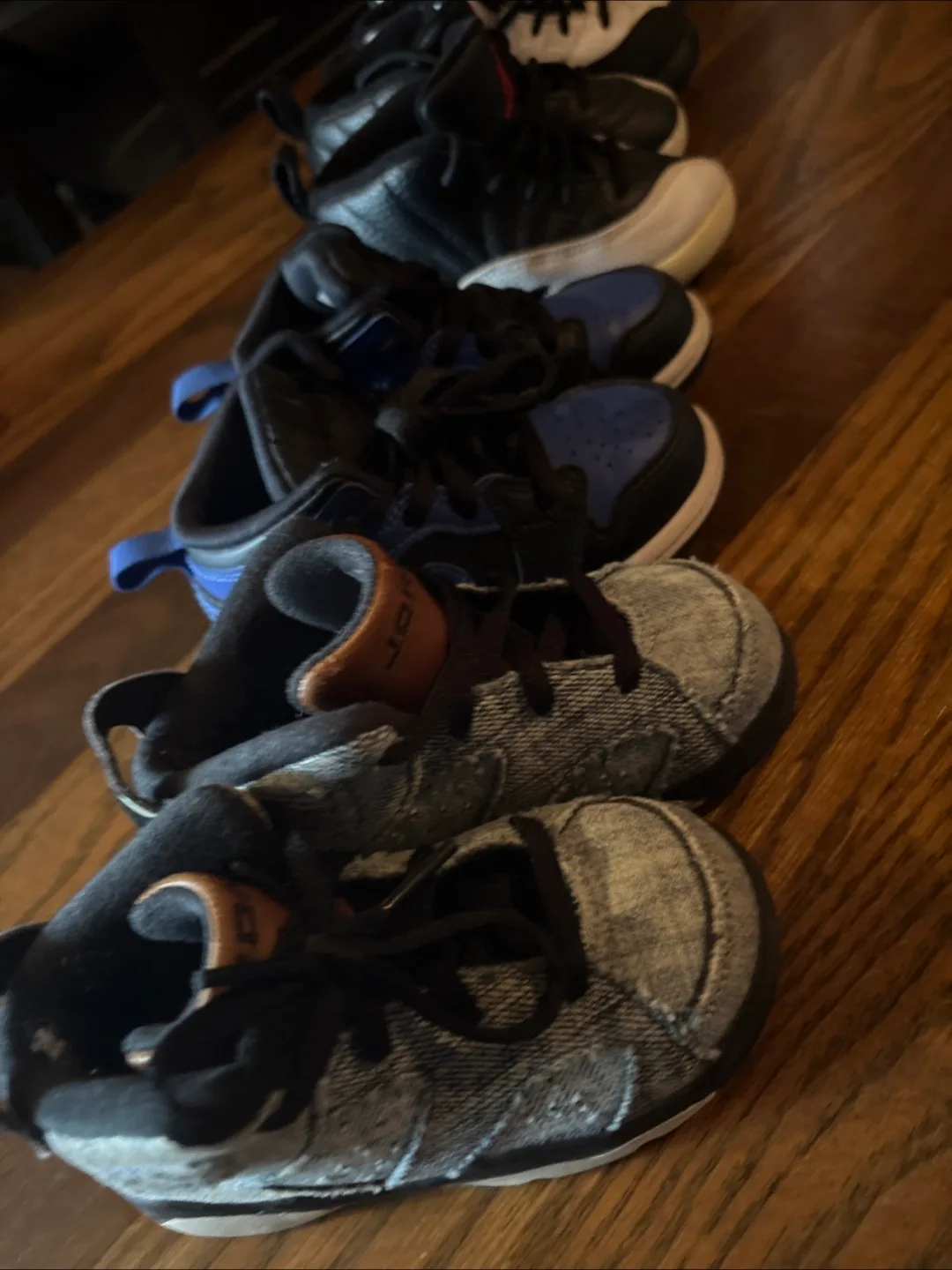 Kids shoes size 7c Jordan’s thumbnail