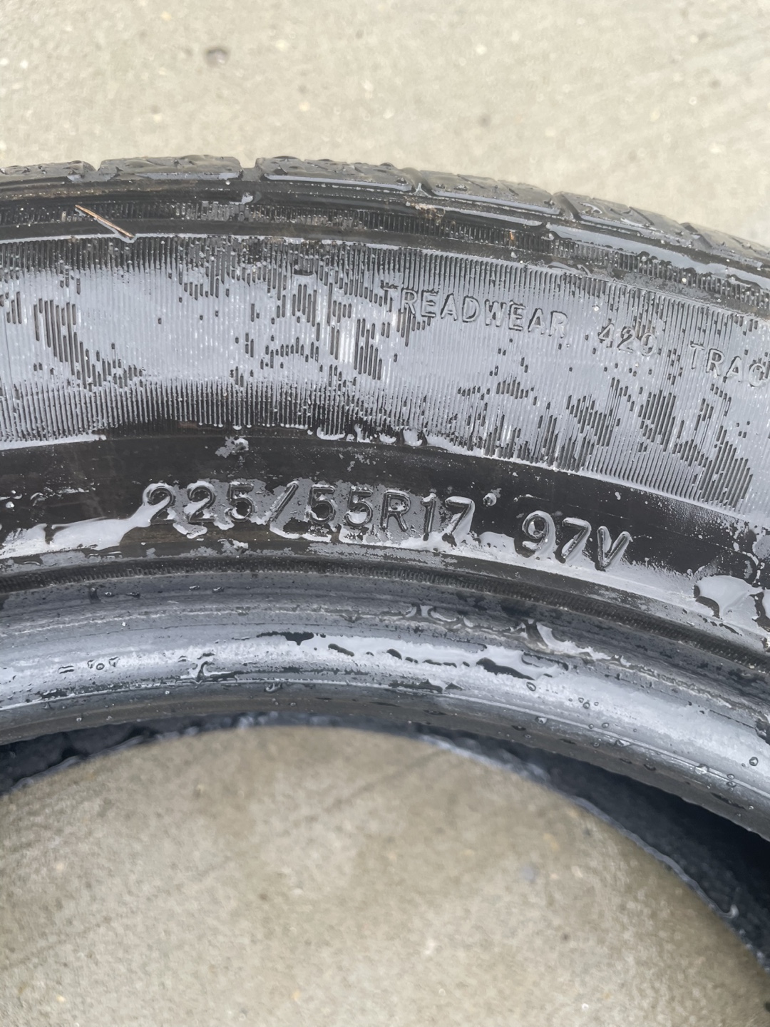 Blackhawk Street-H Tire 225/55R17 97V - photo 2