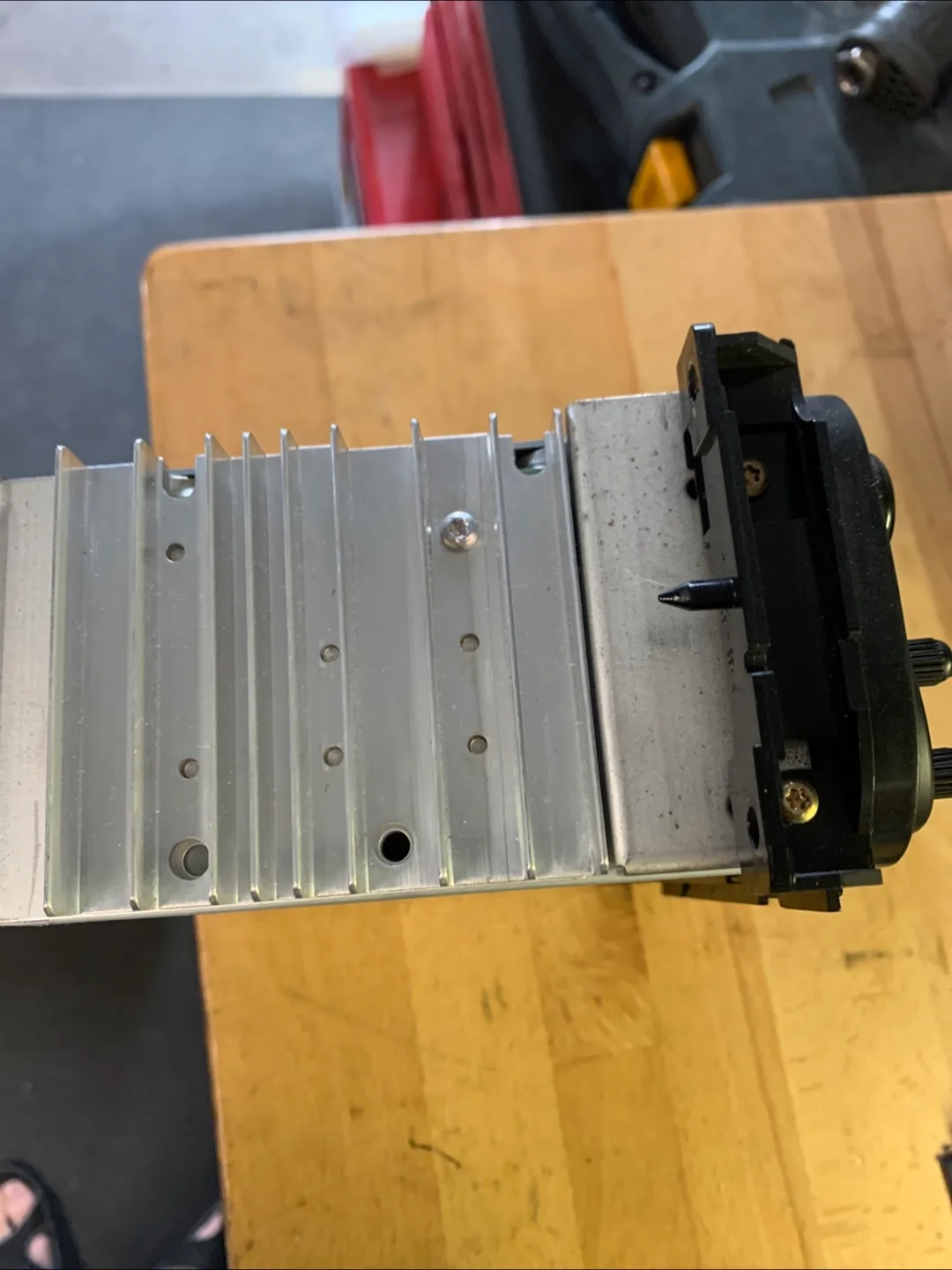 Chrysler Car Radio P05064354AI image indicator(4)