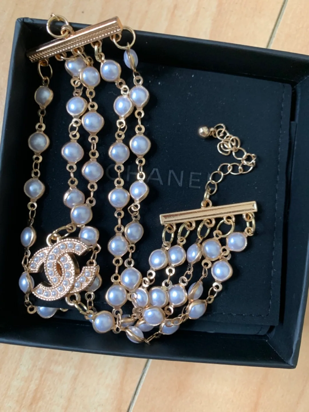 Chanel Pearl & Gold Bracelet – Comes with Original Box! thumbnail