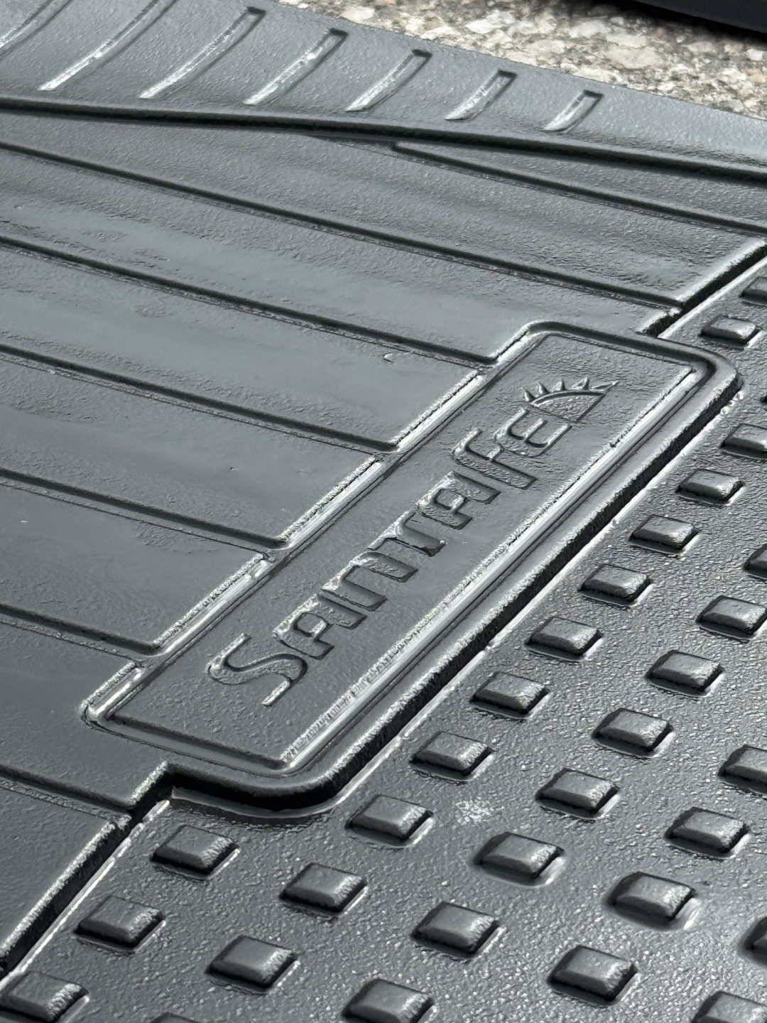 Hyundai Santa Fe Rubber Floor Mats (2007–2012) - photo 3