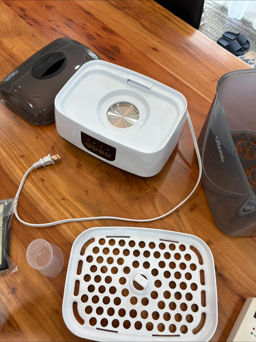 Dr. Brown’s™ Bottle Sterilizer and Dryer - LIKE NEW image indicator(3)