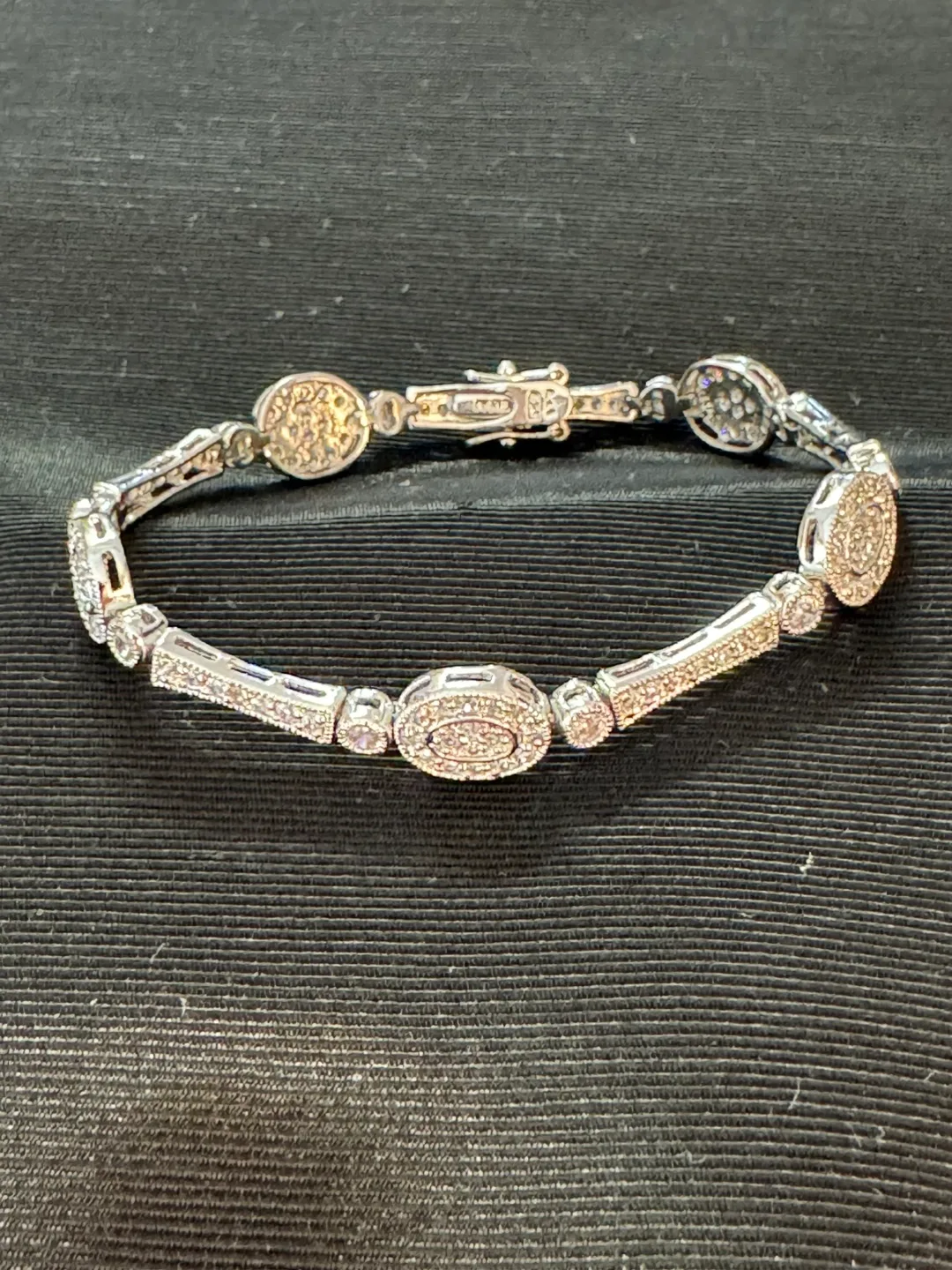 925 Sterling Silver Bracelet 7.25” thumbnail