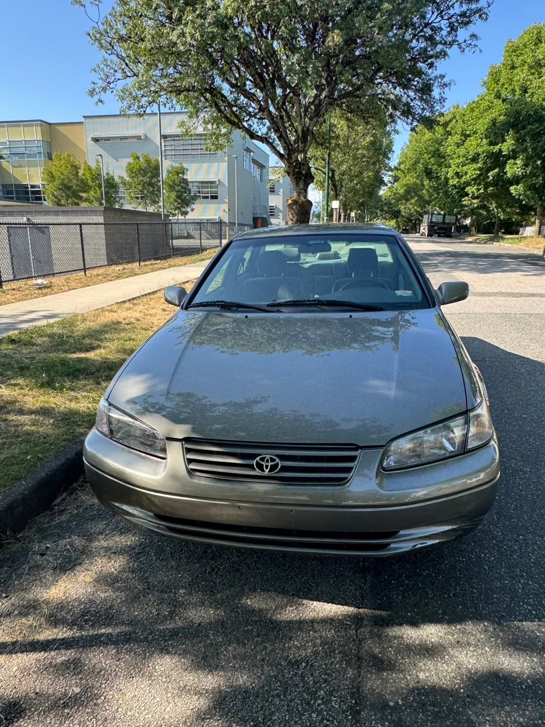 Toyota Camry thumbnail