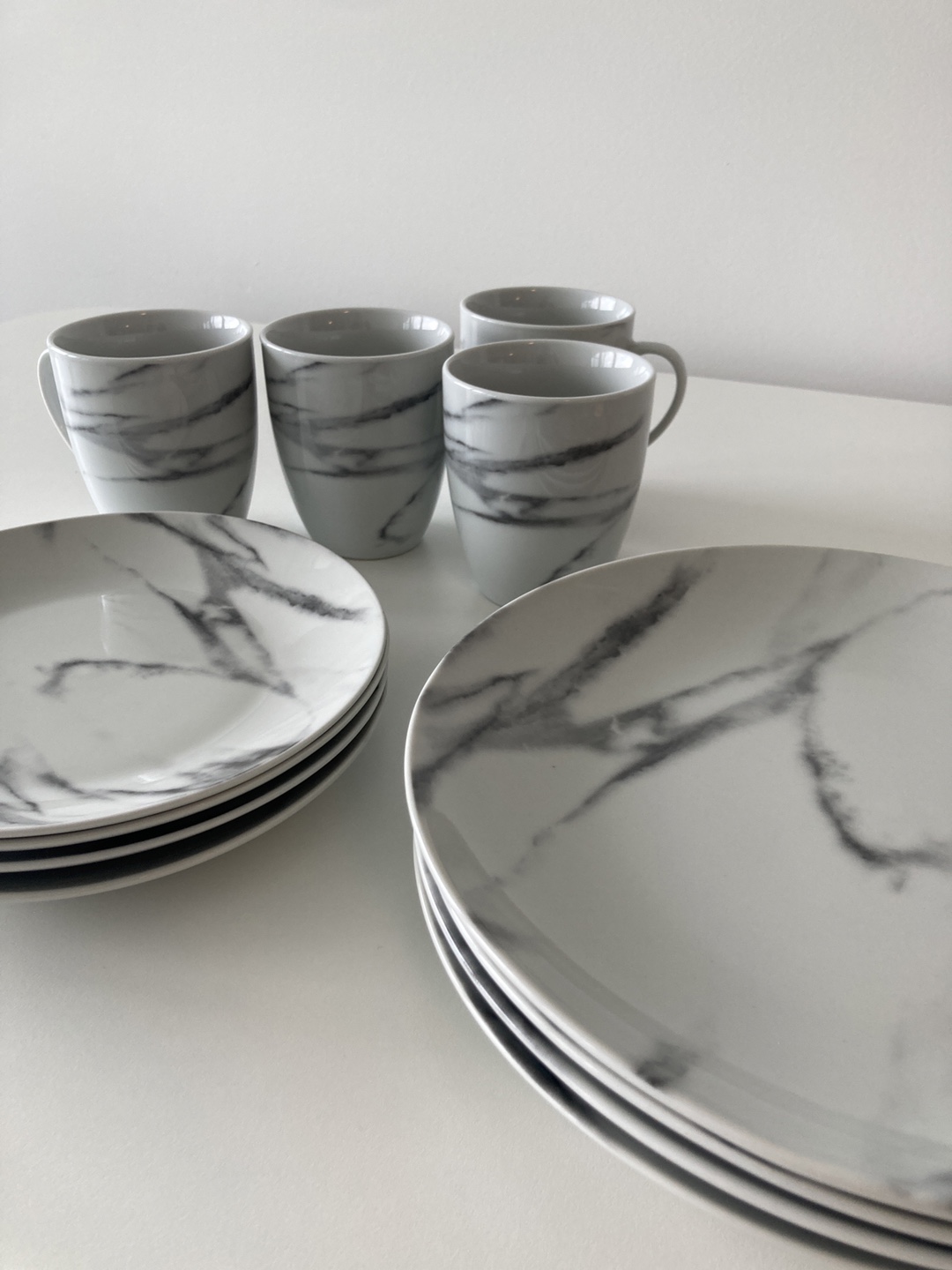 Marble Patterned Dinnerware Set - photo 3