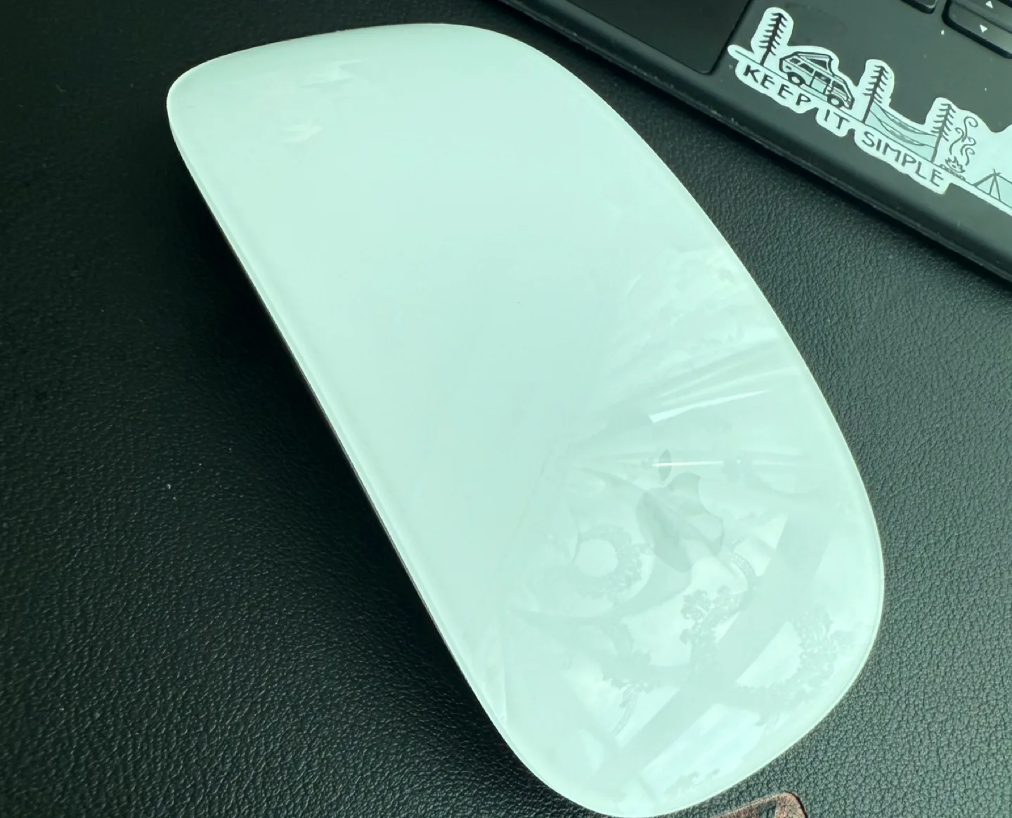 Apple Magic Mouse 2 image indicator(4)