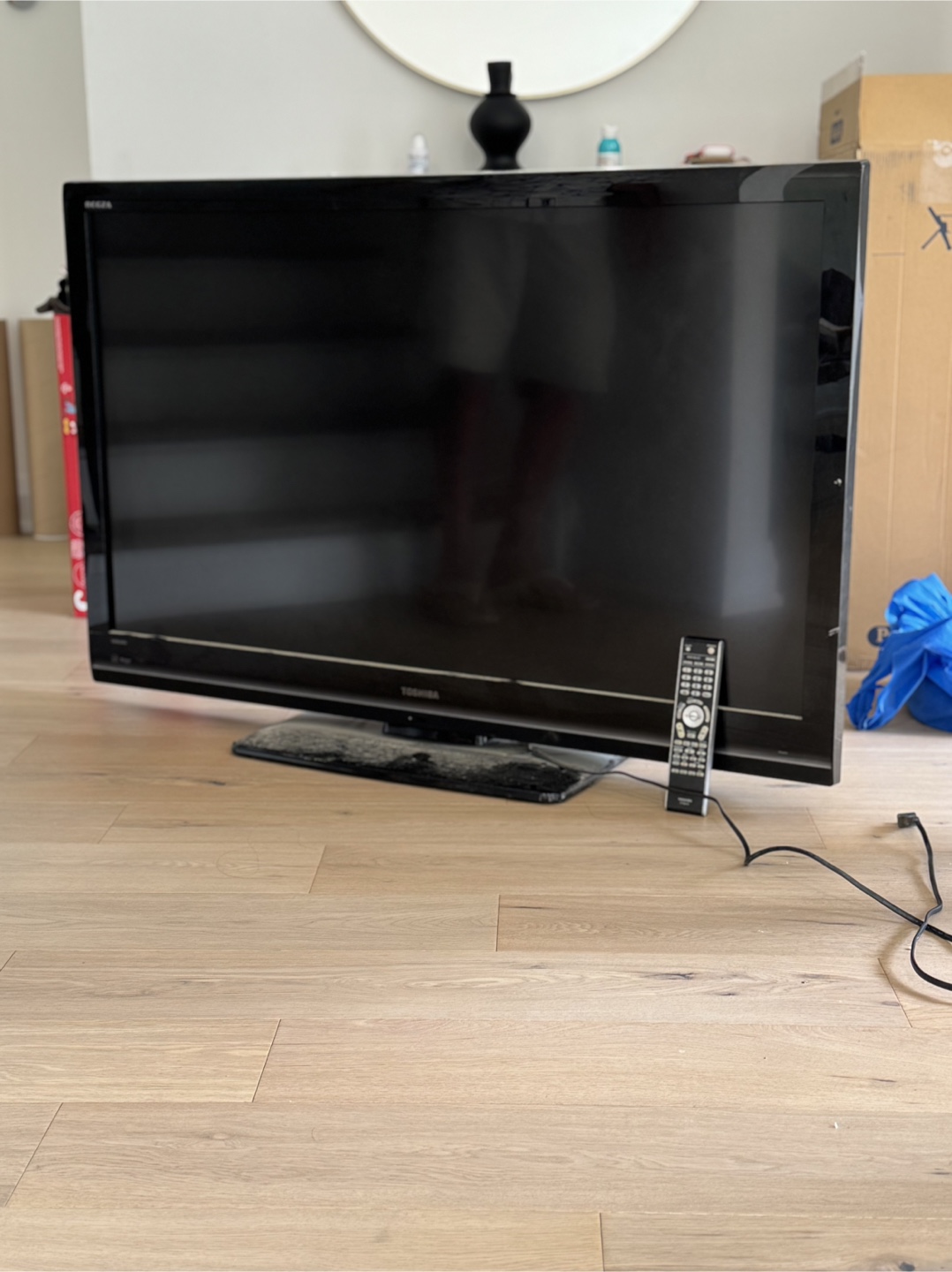 Toshiba 52XV545U Television Receiver