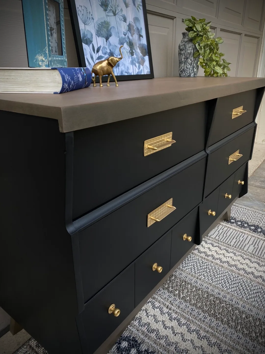 🖤 Mid-Century Modern Viscol Dresser🖤 image indicator(5)