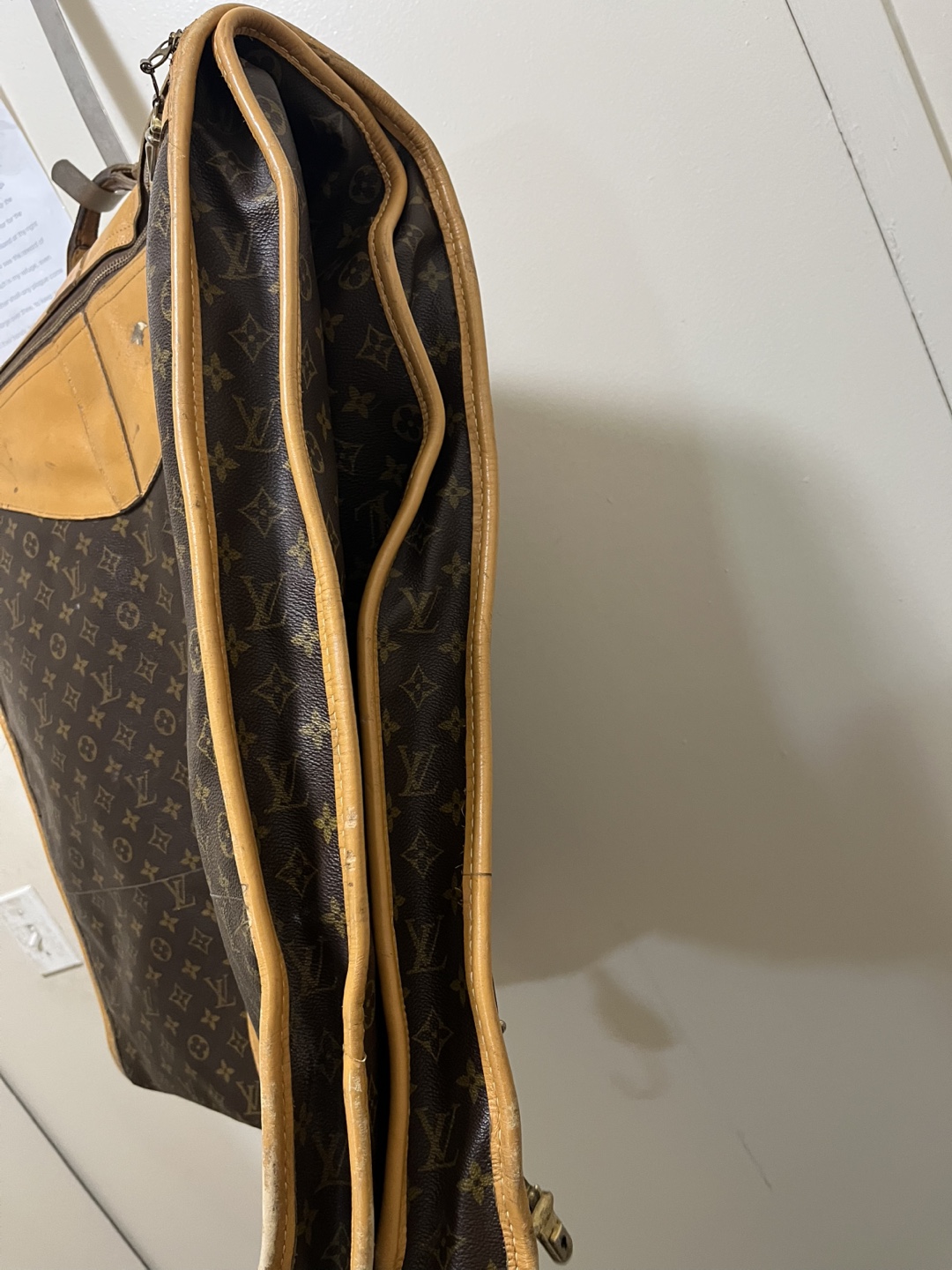 Louis Vuitton Garment Bag - photo 4