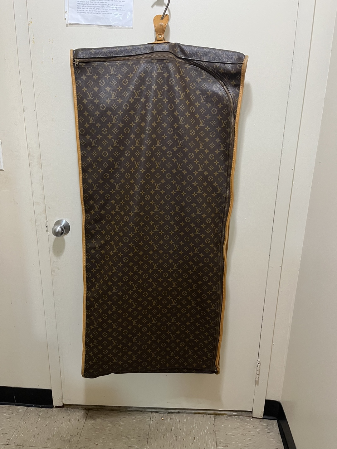 Louis Vuitton Garment Bag - photo 2