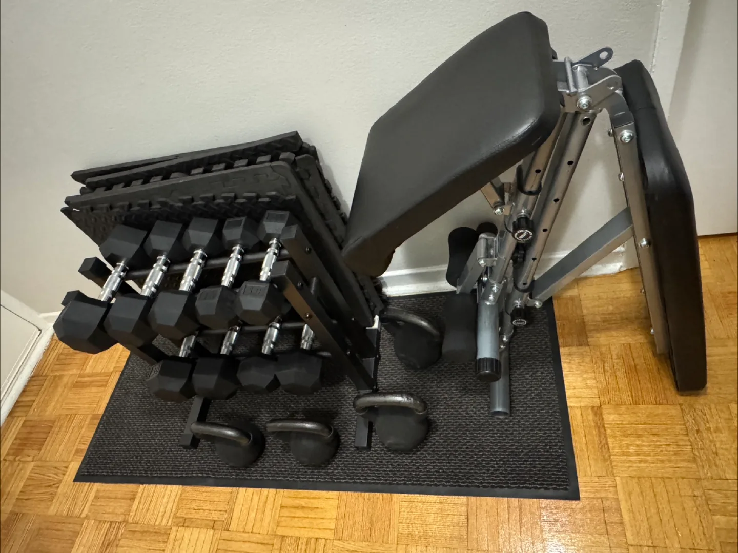 Dumbbell Set with Rack & Kettlebells thumbnail