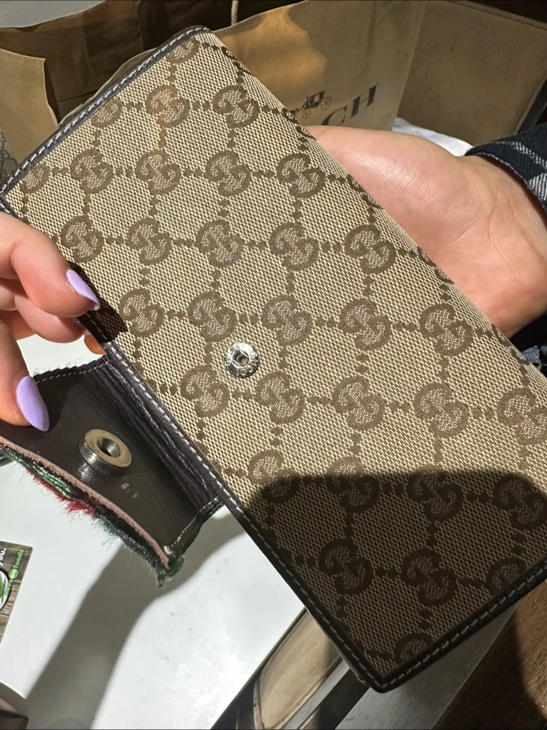Gucci GG Canvas Continental Wallet image indicator(5)