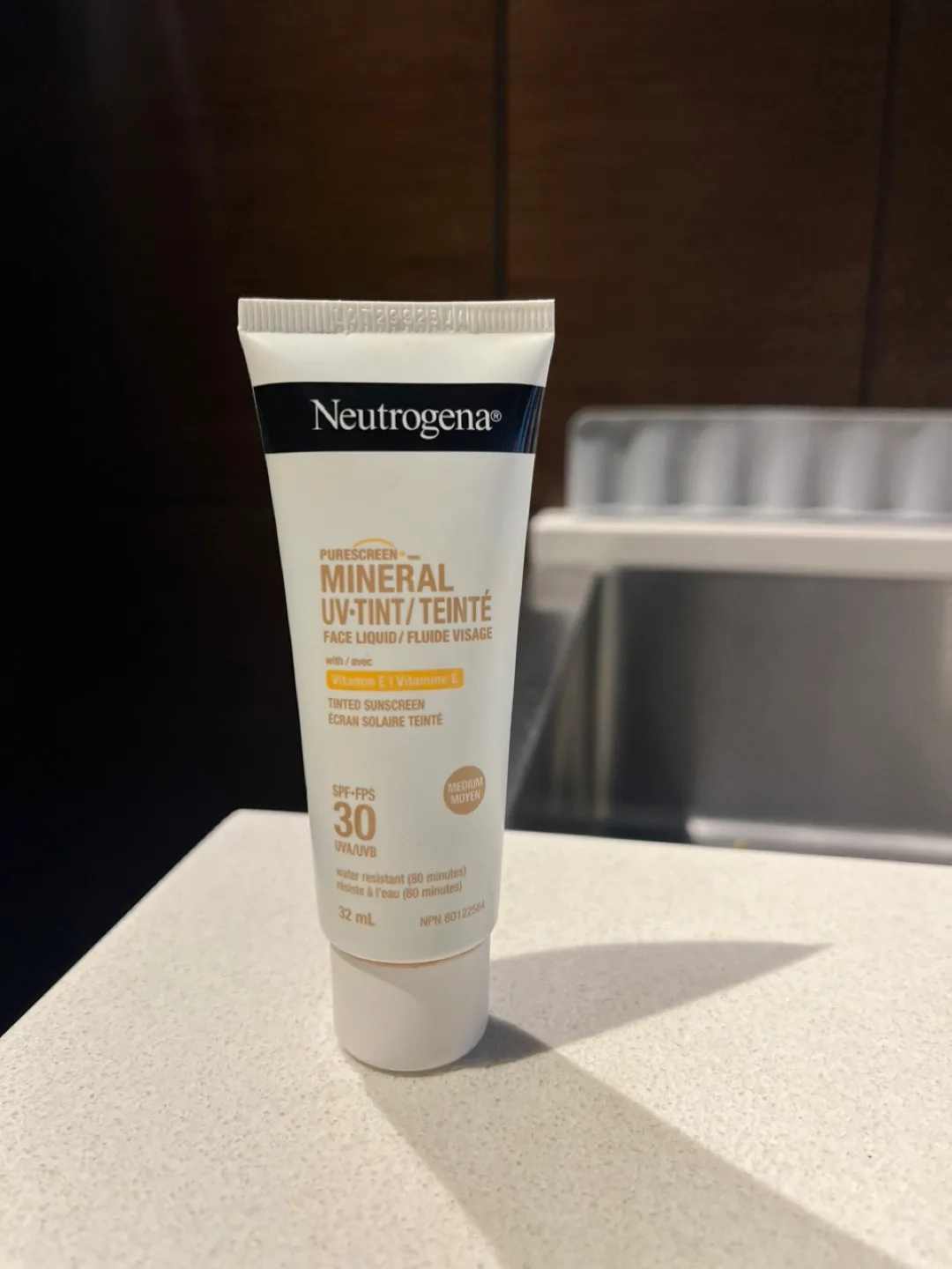 Neutrogena Mineral UV Tint SPF 30 - 32 mL thumbnail