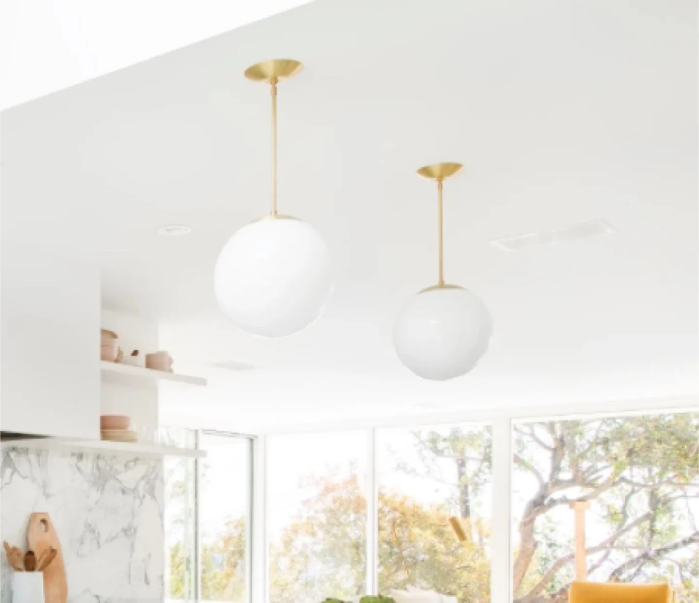 5 Globe Pendant Lights - Brown & White image indicator(4)