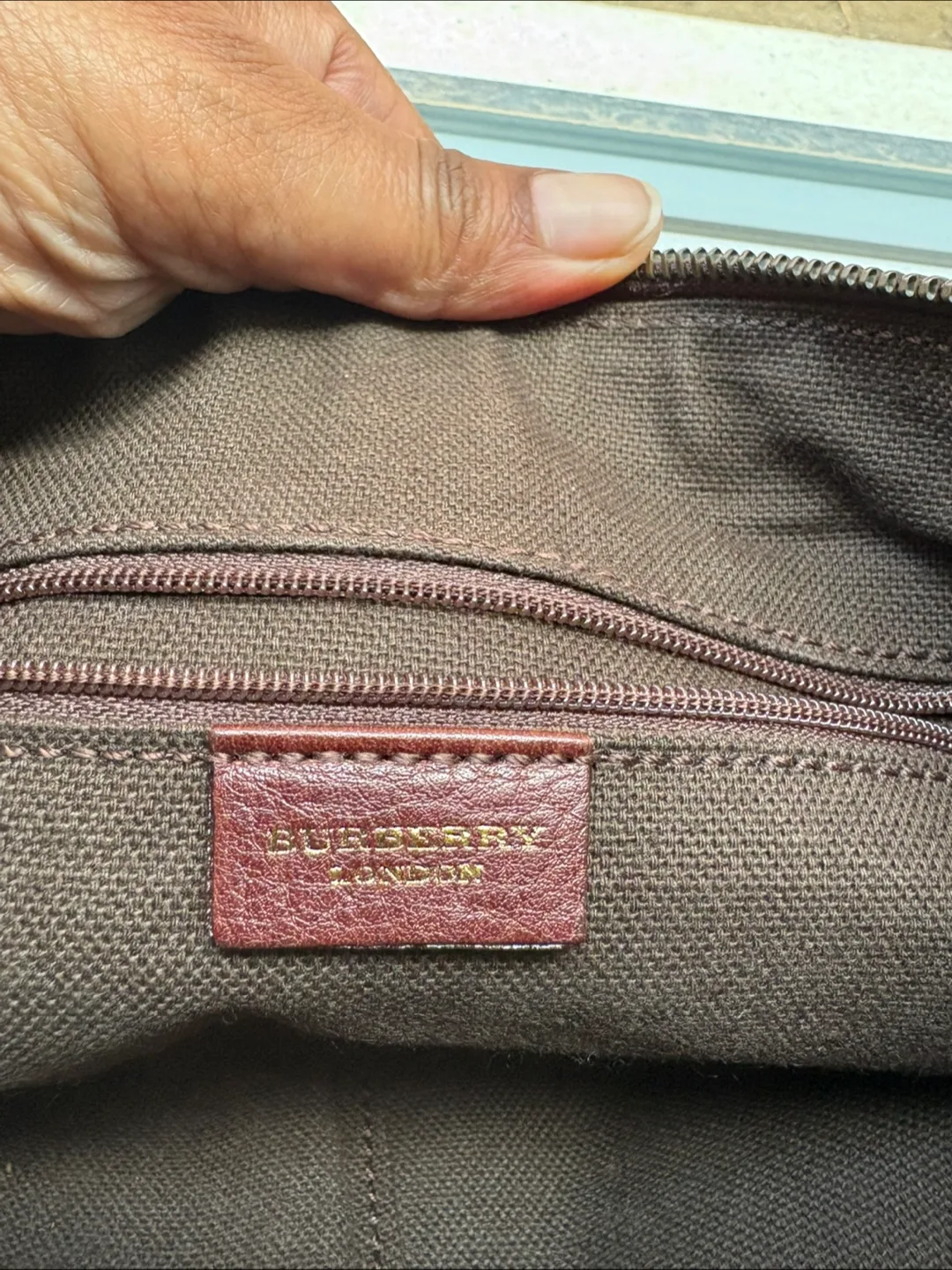 Burberry Brown Leather/Suede Shoulder Bag image indicator(5)