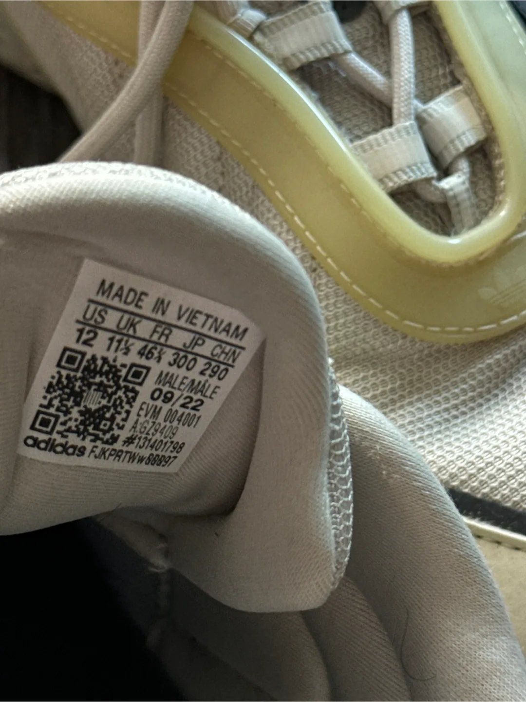 Adidas Ozweego Size 12 Sneakers image indicator(3)