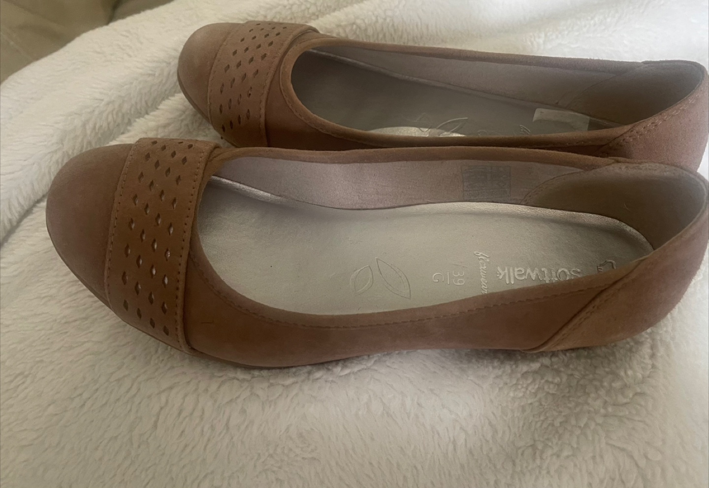Softwalk Brown Leather Flats - Size 9
