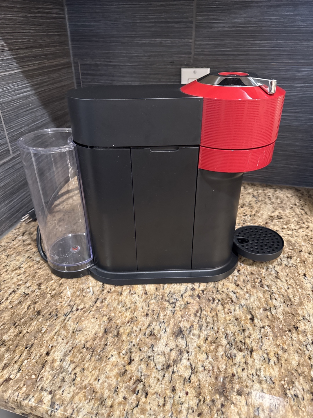 Nespresso Vertuo Next Coffee Machine with Aeroccino 3 - photo 4