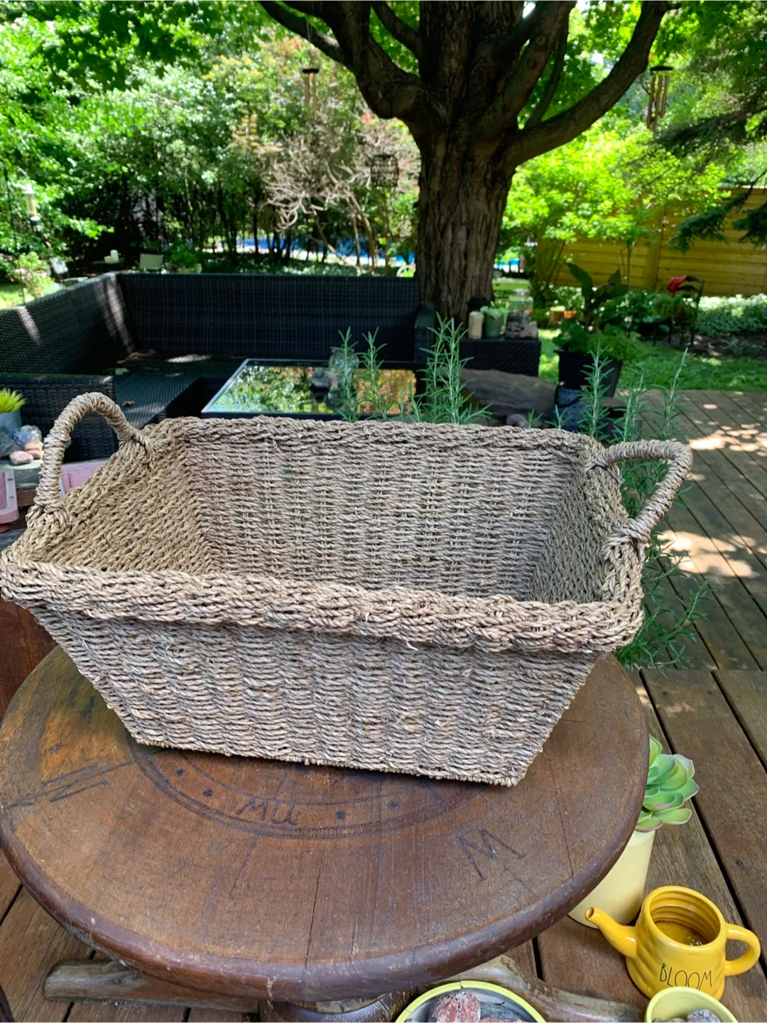 Gorgeous Woven Seagrass Storage Basket thumbnail