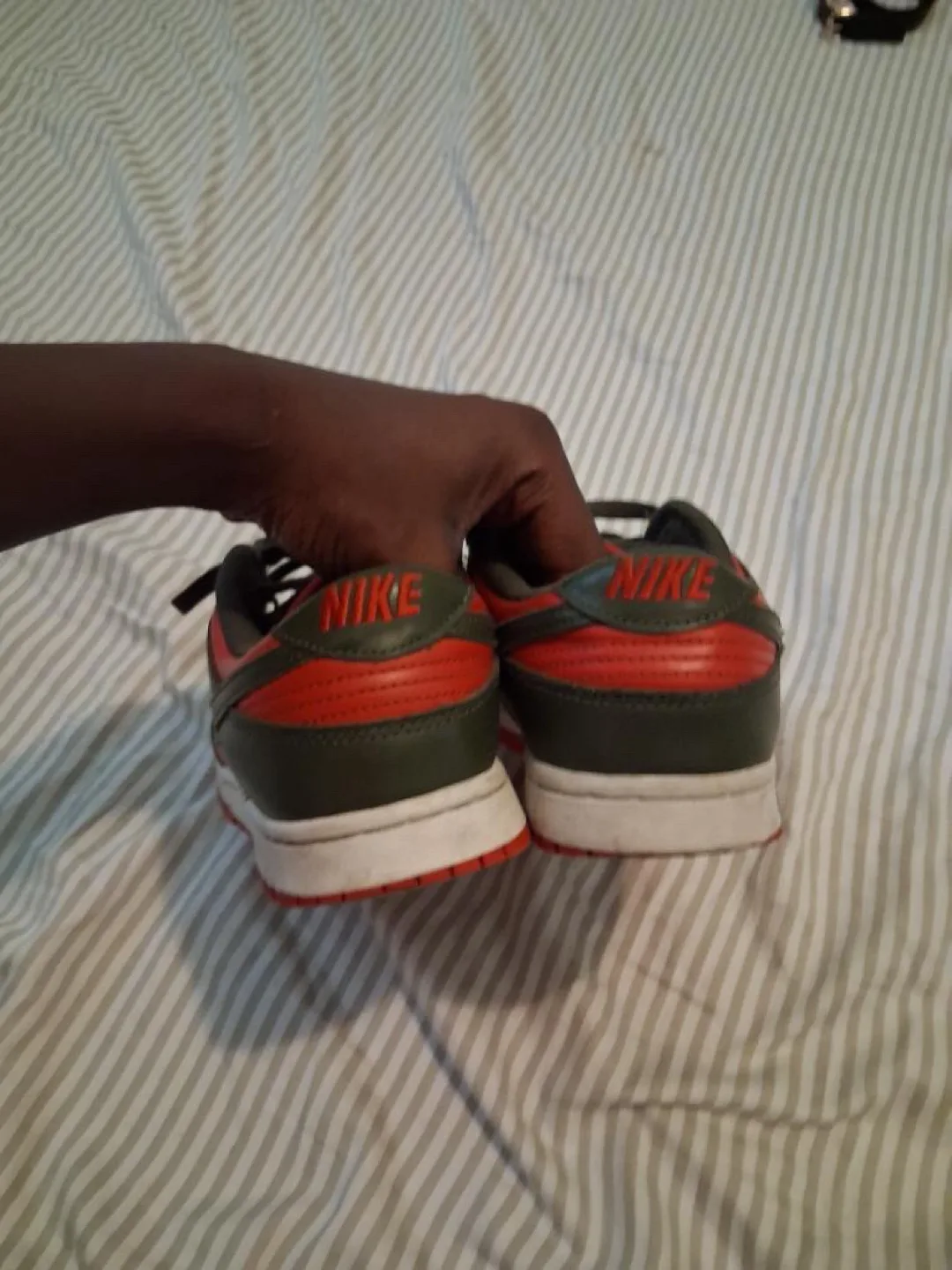 Nike Dunk Low Olive/Orange, Men's 8 US used image indicator(3)