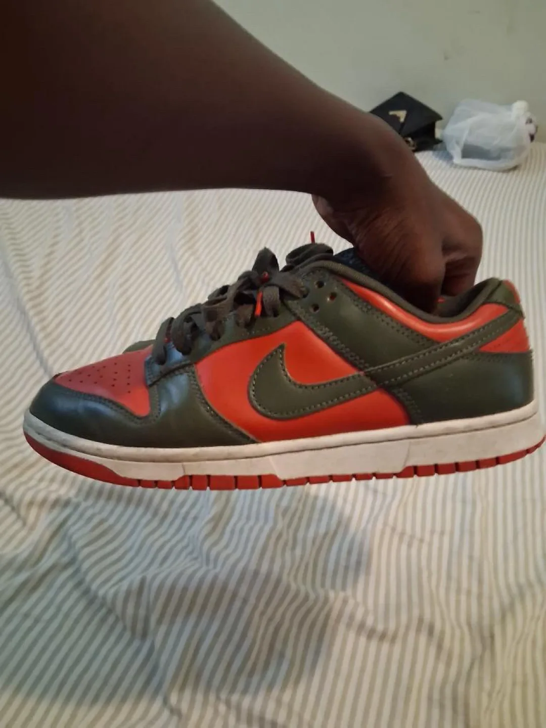 Nike Dunk Low Olive/Orange, Men's 8 US used image indicator(2)