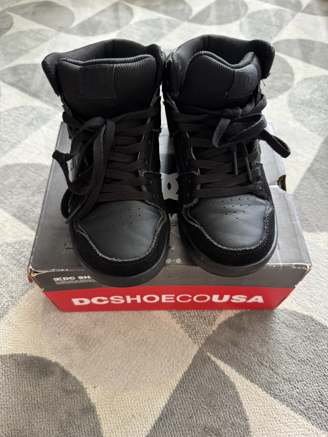 DC Shoes Black High-Top Sneakers, Size 2