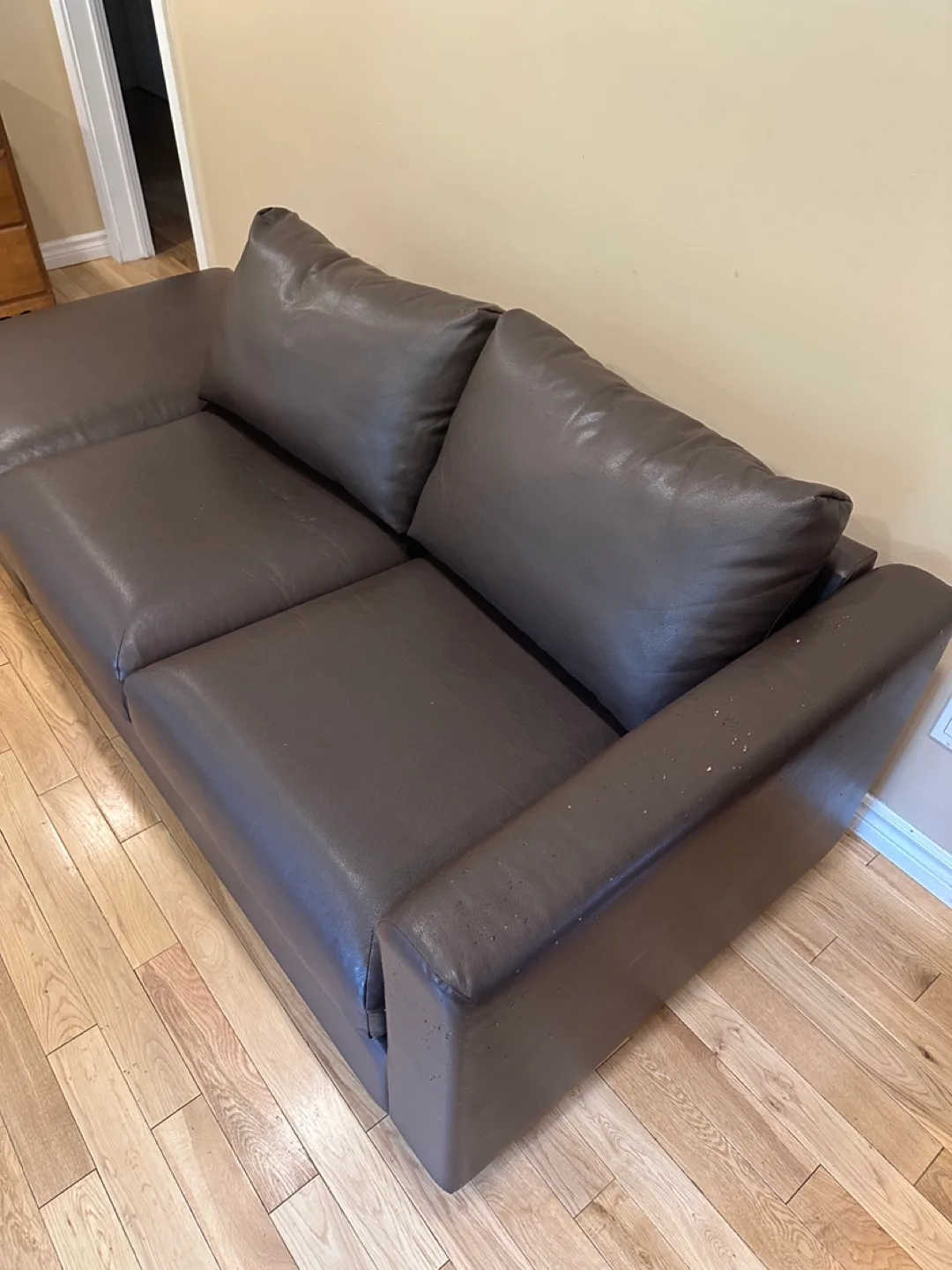 IKEA FINNALA Brown Leather Sofa (CAN DELIVER) image indicator(5)