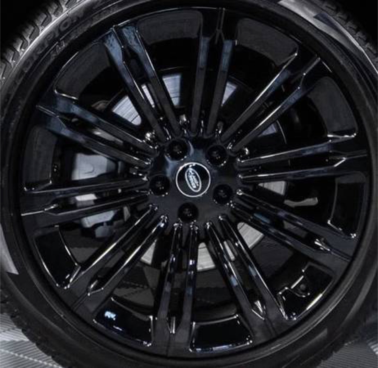 Land Rover Black Alloy Wheels 23 inch set of 4