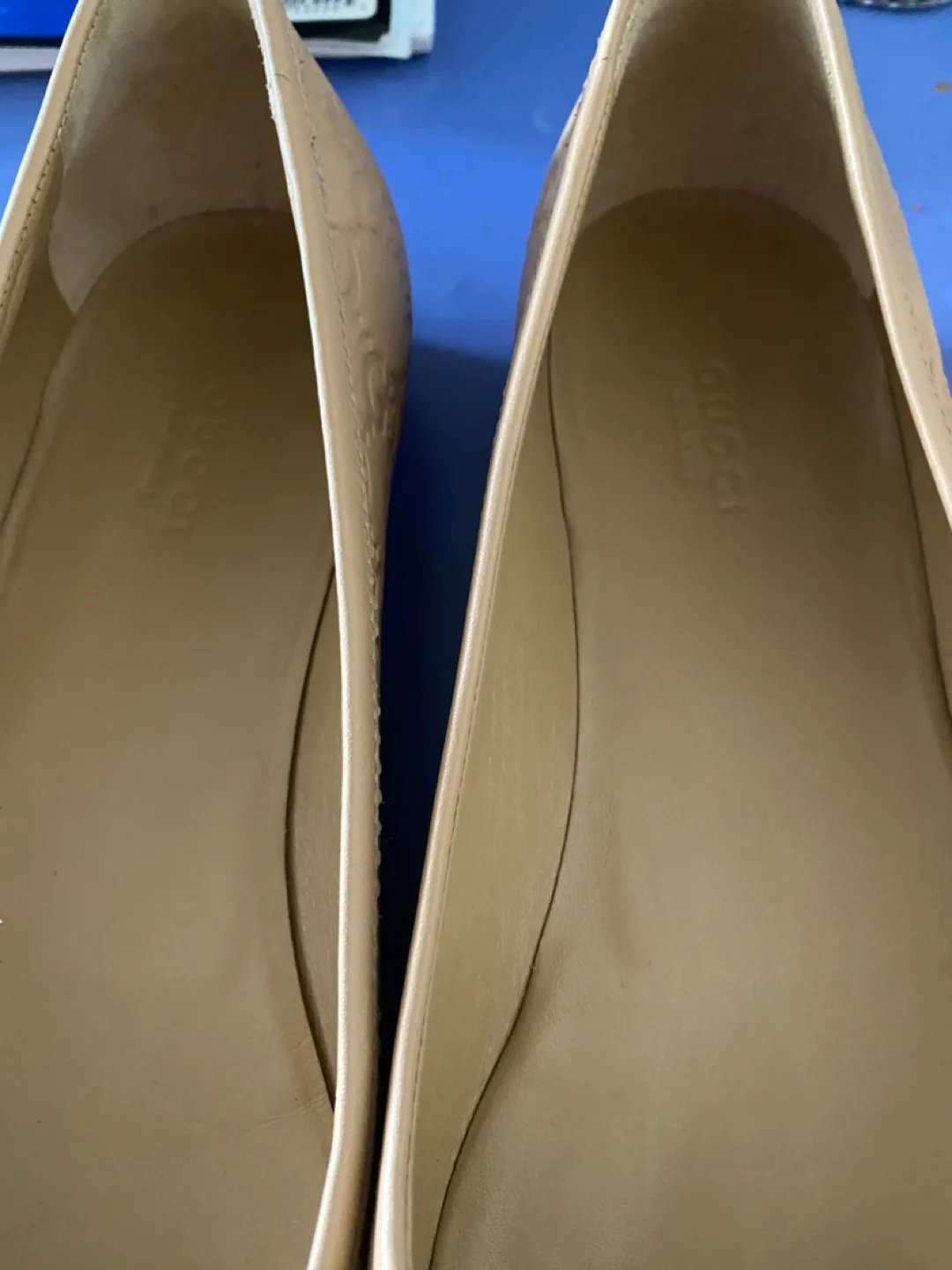 Gucci Beige Leather Ballet Flats - Size 38.5 image indicator(3)