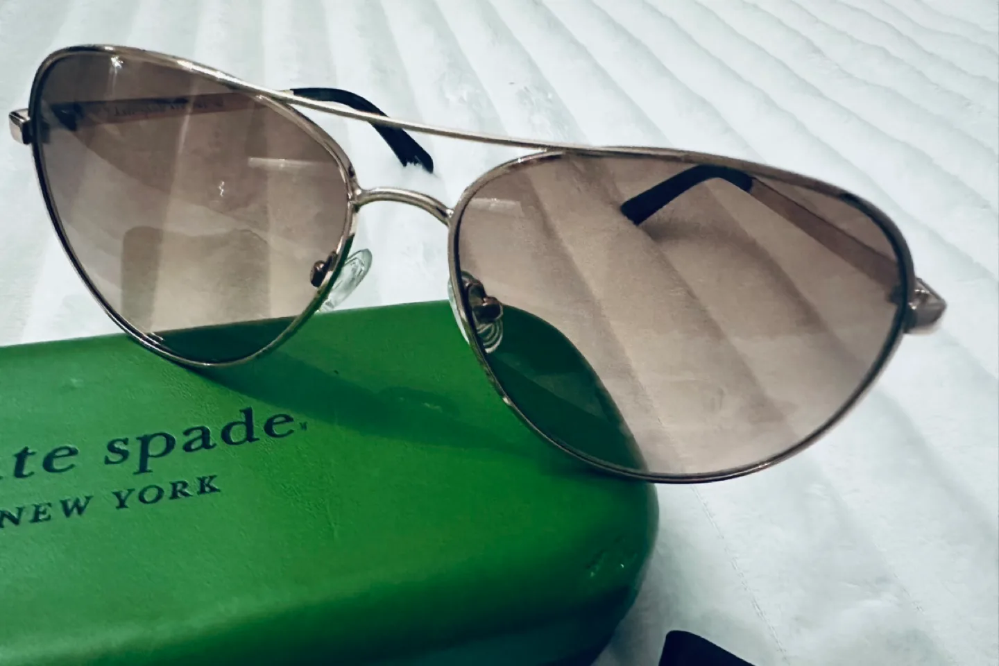 Kate Spade Aviator Sunglasses with Case image indicator(2)