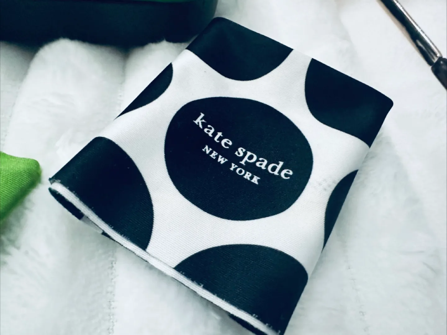 Kate Spade Aviator Sunglasses with Case image indicator(6)