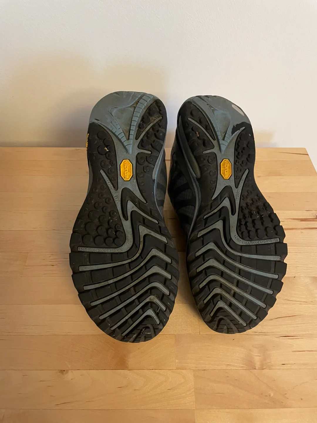 Merrell Running Shoes -  Size 7 image indicator(3)