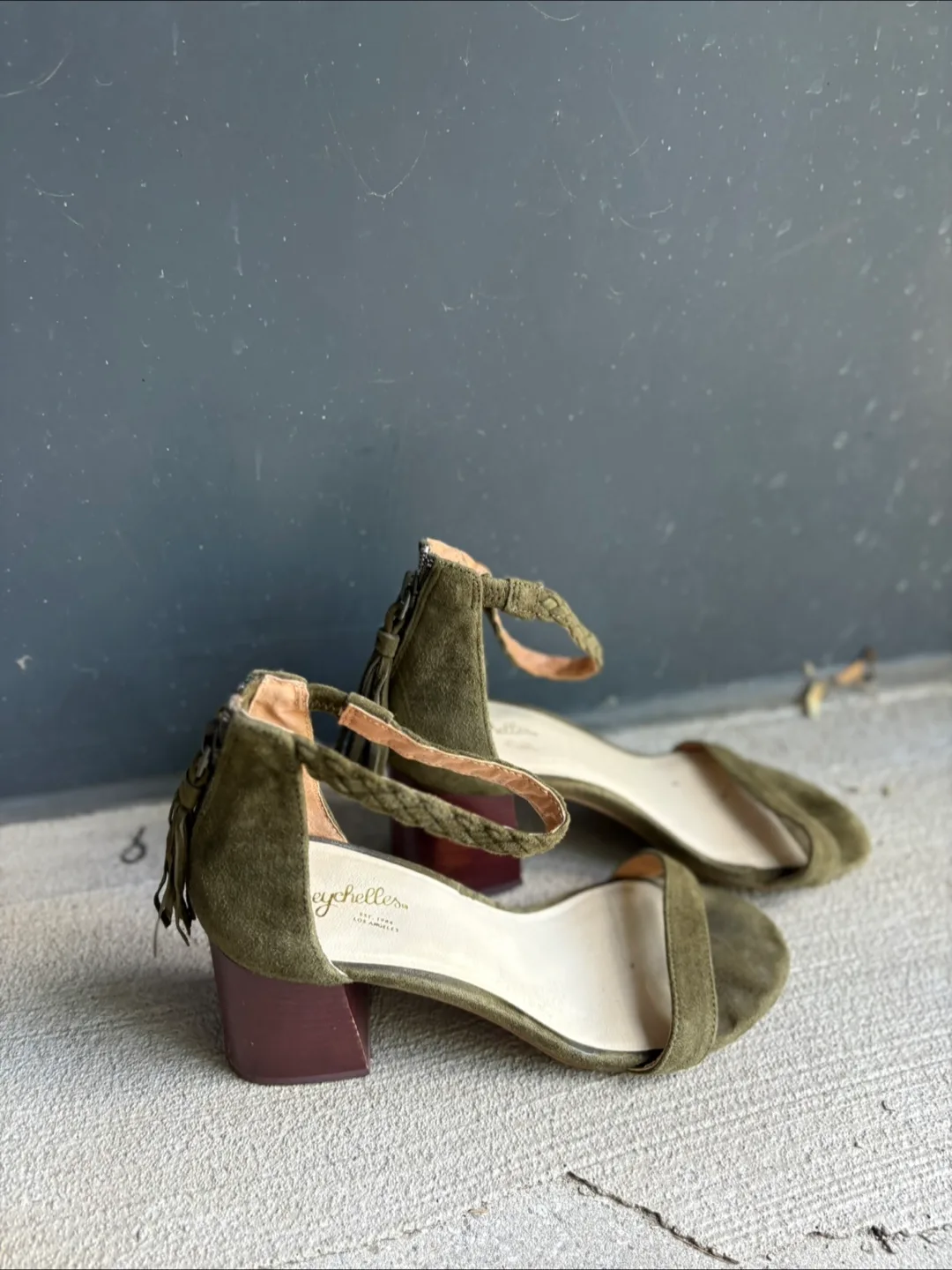 Seychelles Fern Green Suede Sandals 37 thumbnail