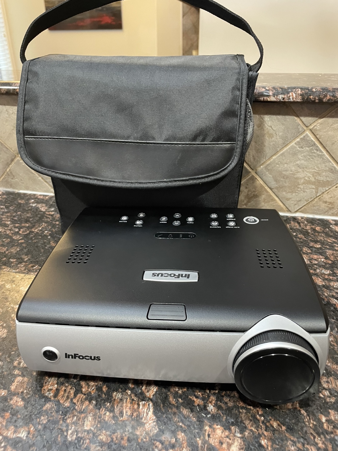 InFocus Projector with Carrying Case 🥕