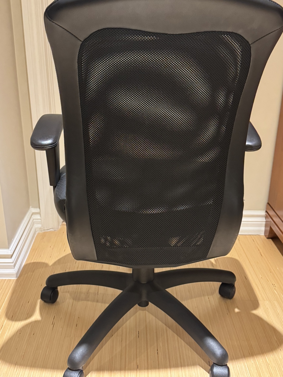 Global Black Office Chair - photo 4