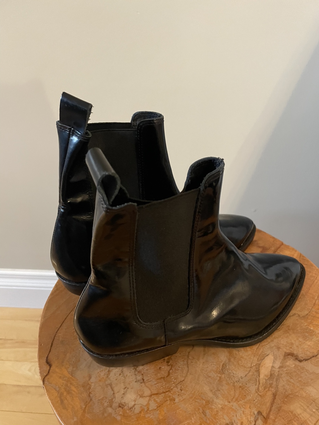Black Leather Chelsea Boots - photo 2