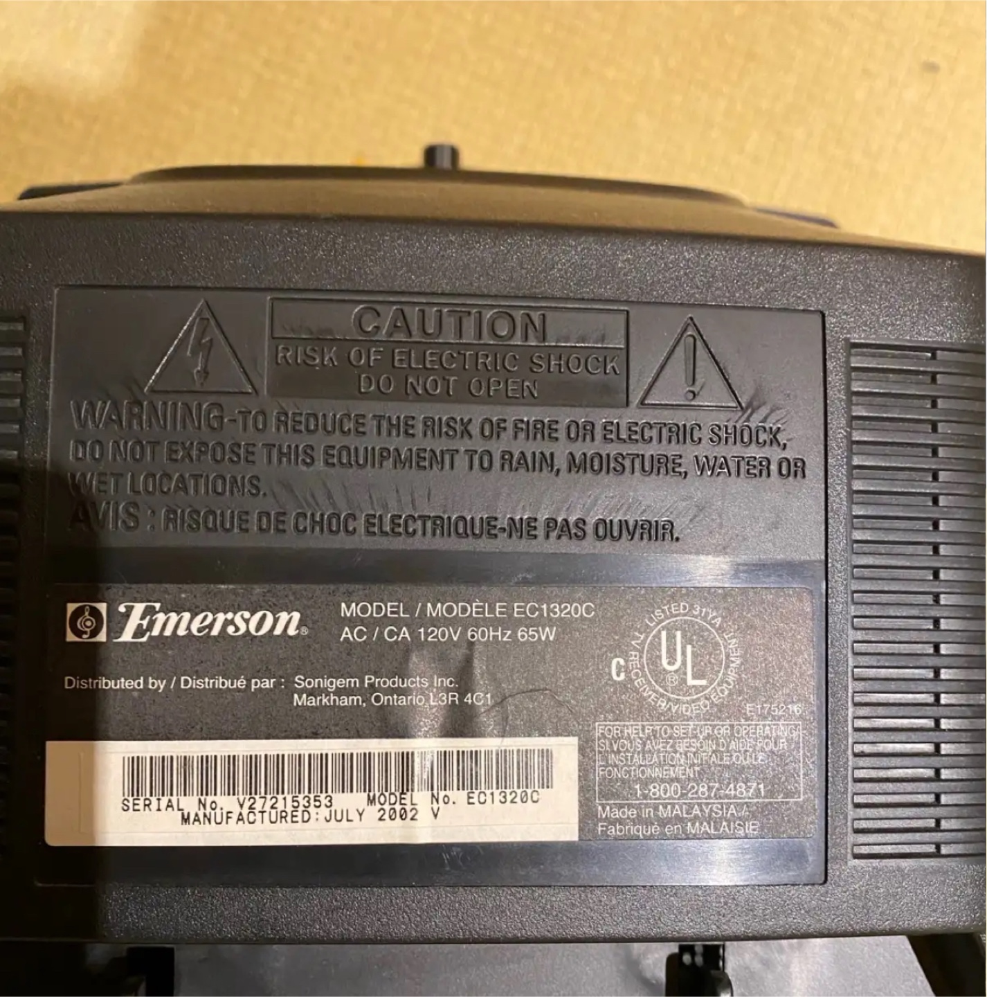 Emerson EC1320C CRT TV with VHS Player Retro Gaming - photo 3