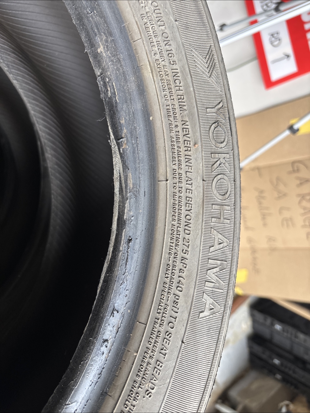 Yokohama AVID S30D P205/55R16 Tire