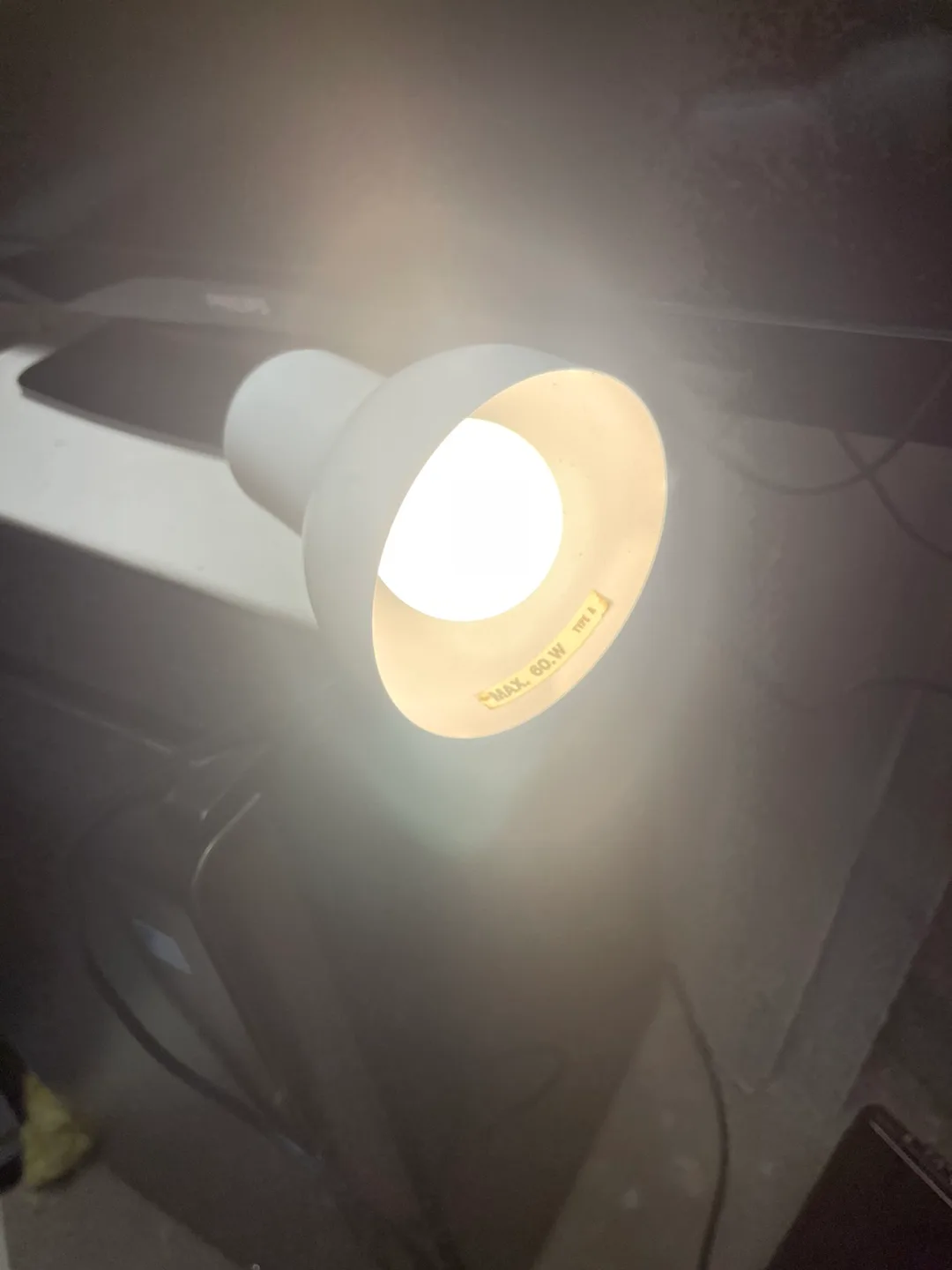 White Clip Lamp image indicator(2)