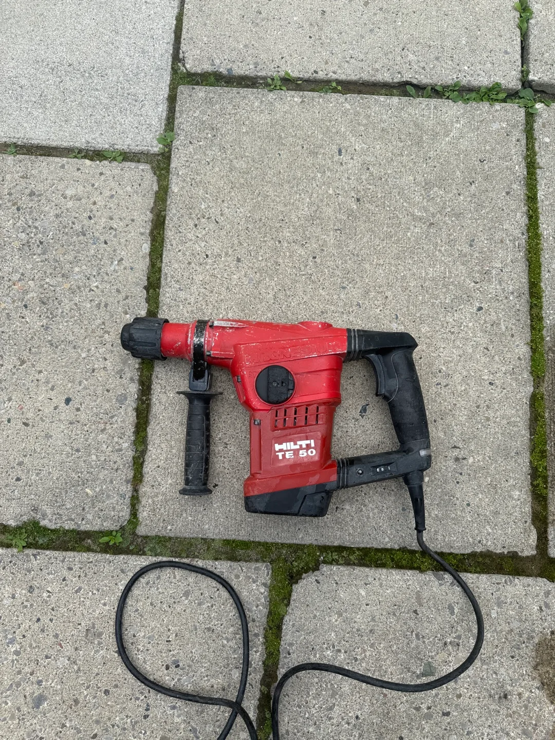 Hilti TE 50 Electric Hammer thumbnail