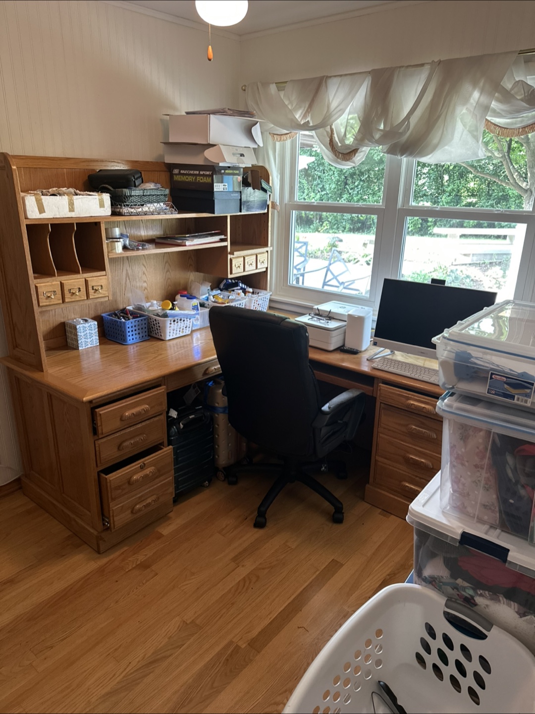 Roll Top Desk with Hutch