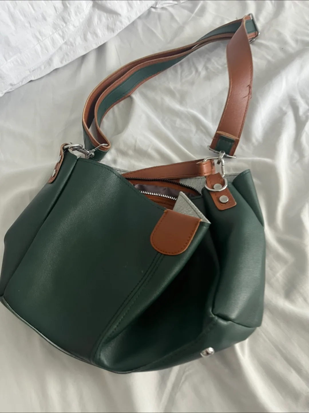 Dark Green Shoulder Bag image indicator(2)