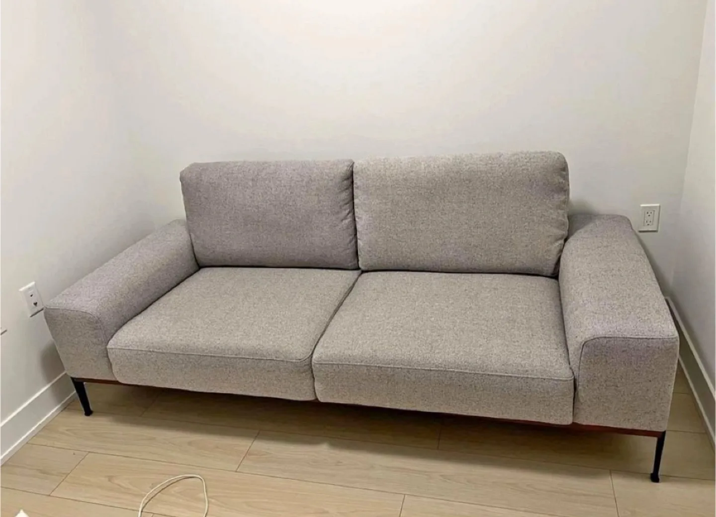 Structube grey 3 seater preston sofa couch (delivery available) image indicator(5)