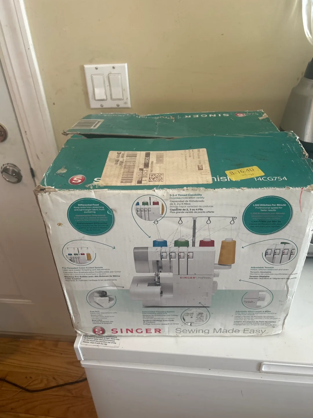 SINGER ProFinish 14CG754 Serger thumbnail