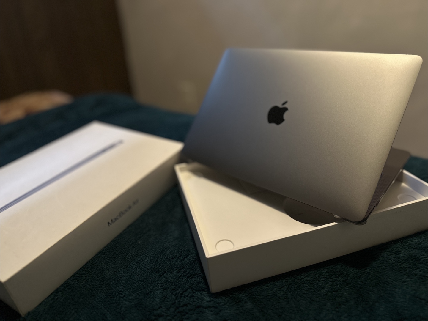M1 MacBook Air ( late 2020 ) - photo 2