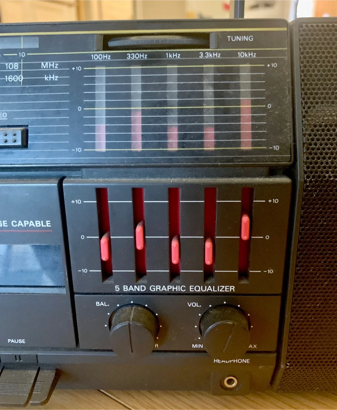 ‼️MOVING SALE‼️ Vintage GE Rechargeable Stereo Cassette image indicator(3)